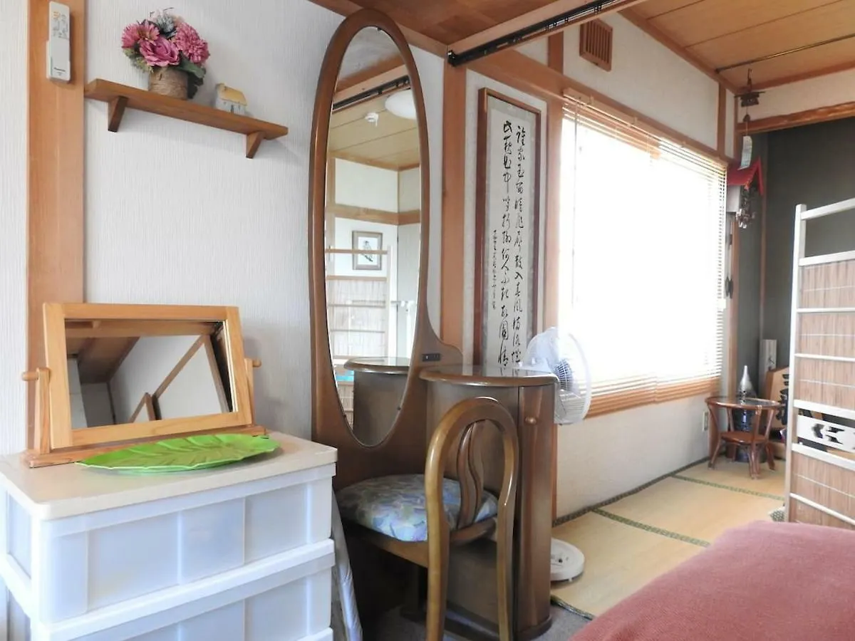 旭川貸切一軒家プラスティ Βίλα Ιαπωνία